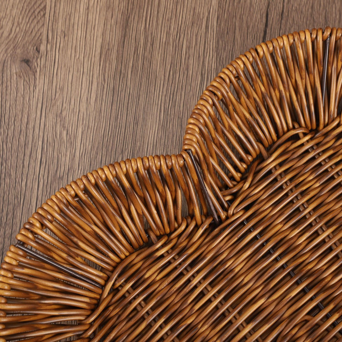 Panier cœur en rotin